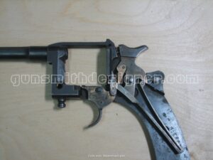 Photo du mécanisme du revolver français 1892.
